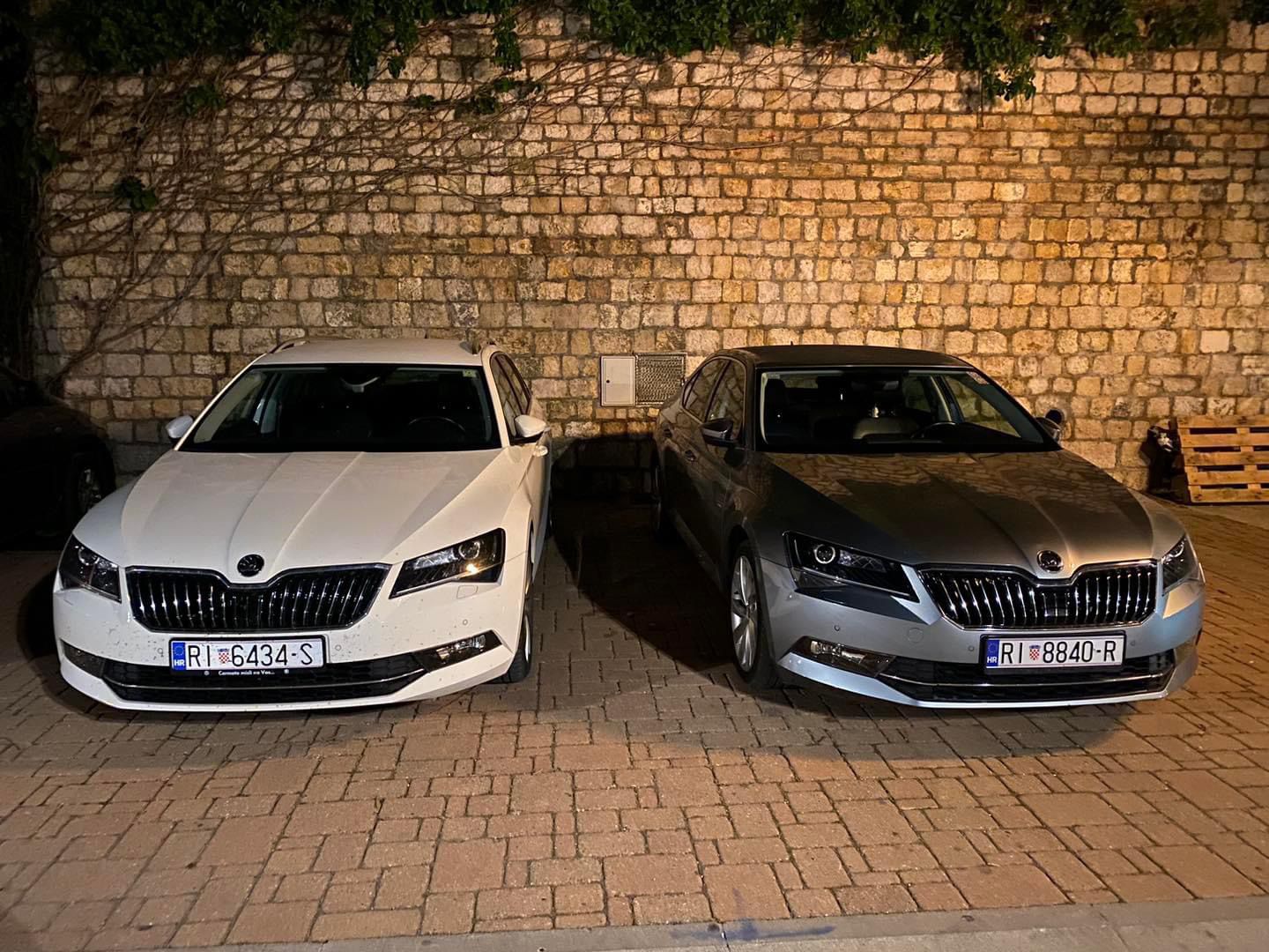 Taxiservice auf der Insel Rab mit modernen Fahrzeugen